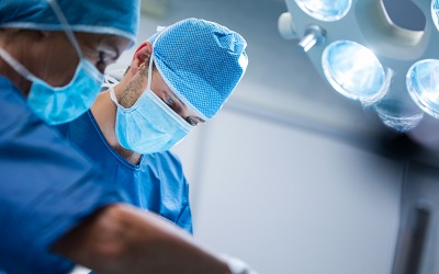 Подшивание лекарства под кожу - Квинмед